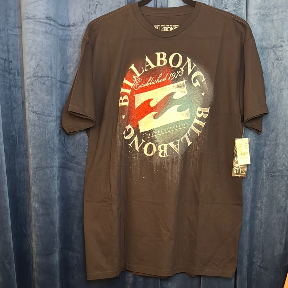 NWT Billabong Menβs Black Short Sleeve Tee with Bold Logo Sz L - Picture 1 of 8